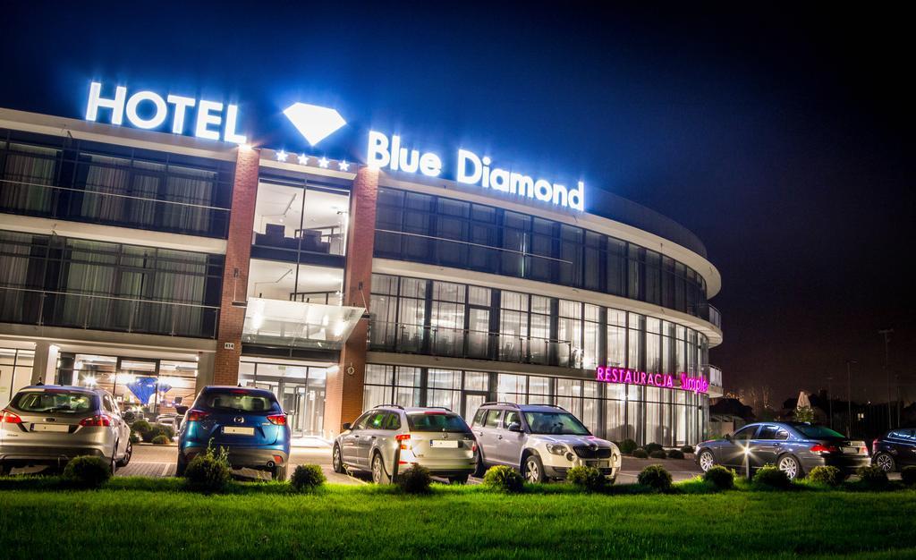 Blue Diamond Hotel Active Spa Trzebownisko Exteriör bild